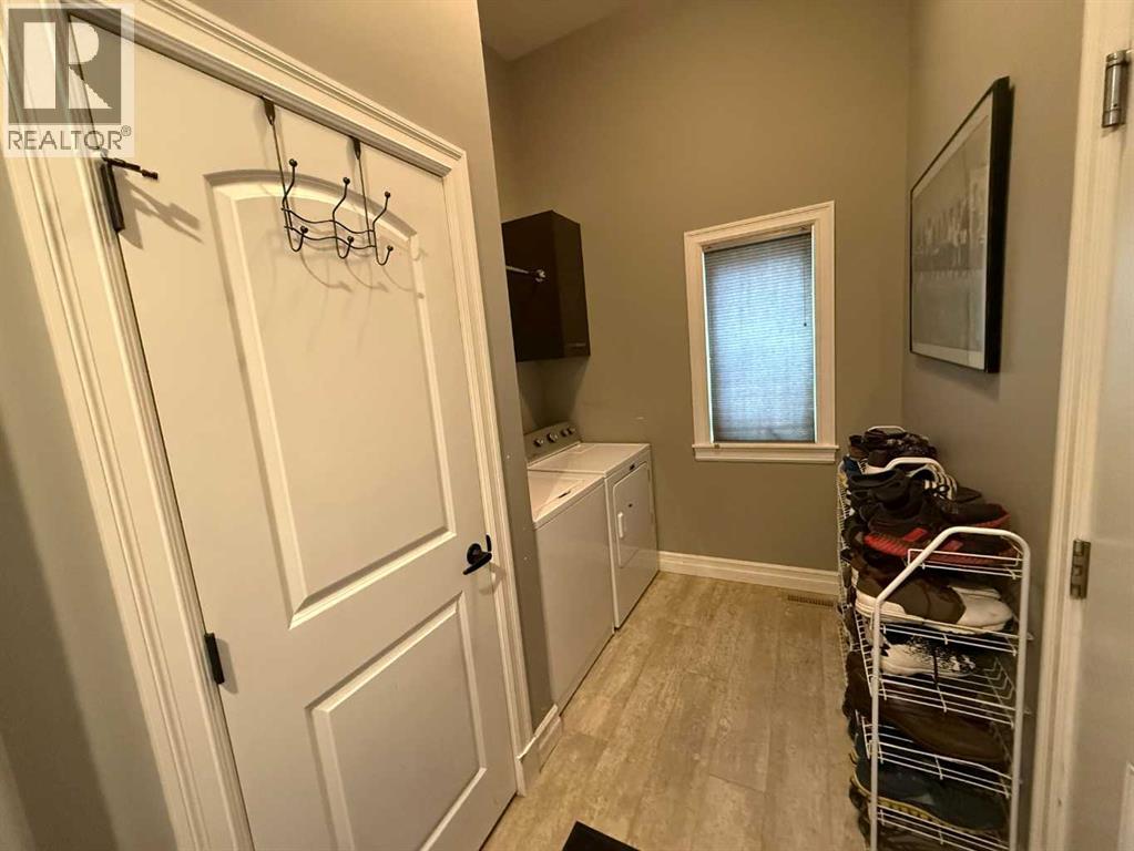 917 Canyonview Place W, Lethbridge, Alberta  T1K 5R9 - Photo 12 - A2335210
