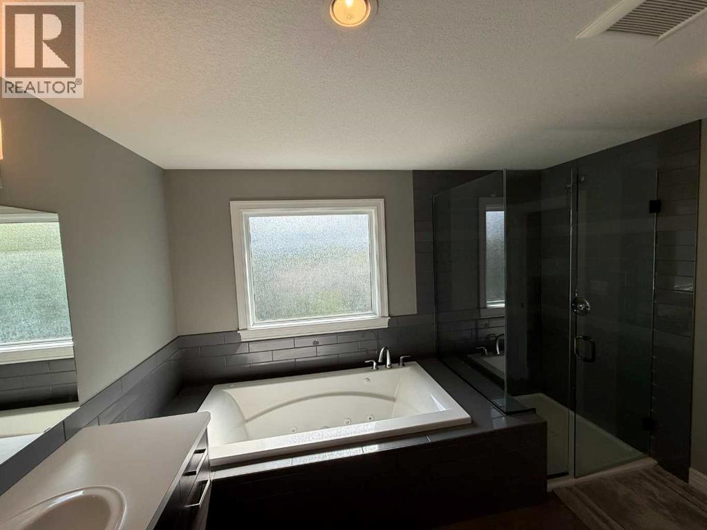 917 Canyonview Place W, Lethbridge, Alberta  T1K 5R9 - Photo 18 - A2335210