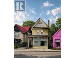 UPPER - 642 RICHMOND STREET, London East, Ontario