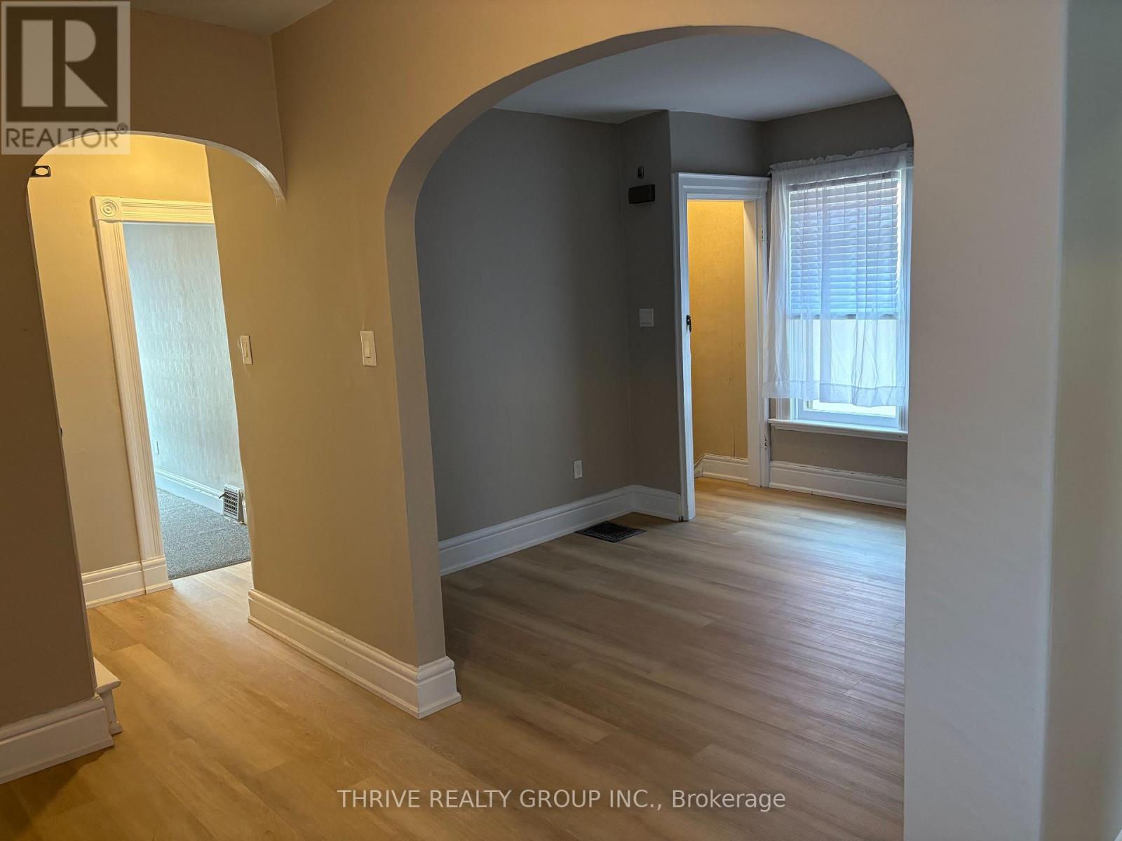 Upper - 642 Richmond Street, London East, Ontario  N6A 3G6 - Photo 3 - X13652776