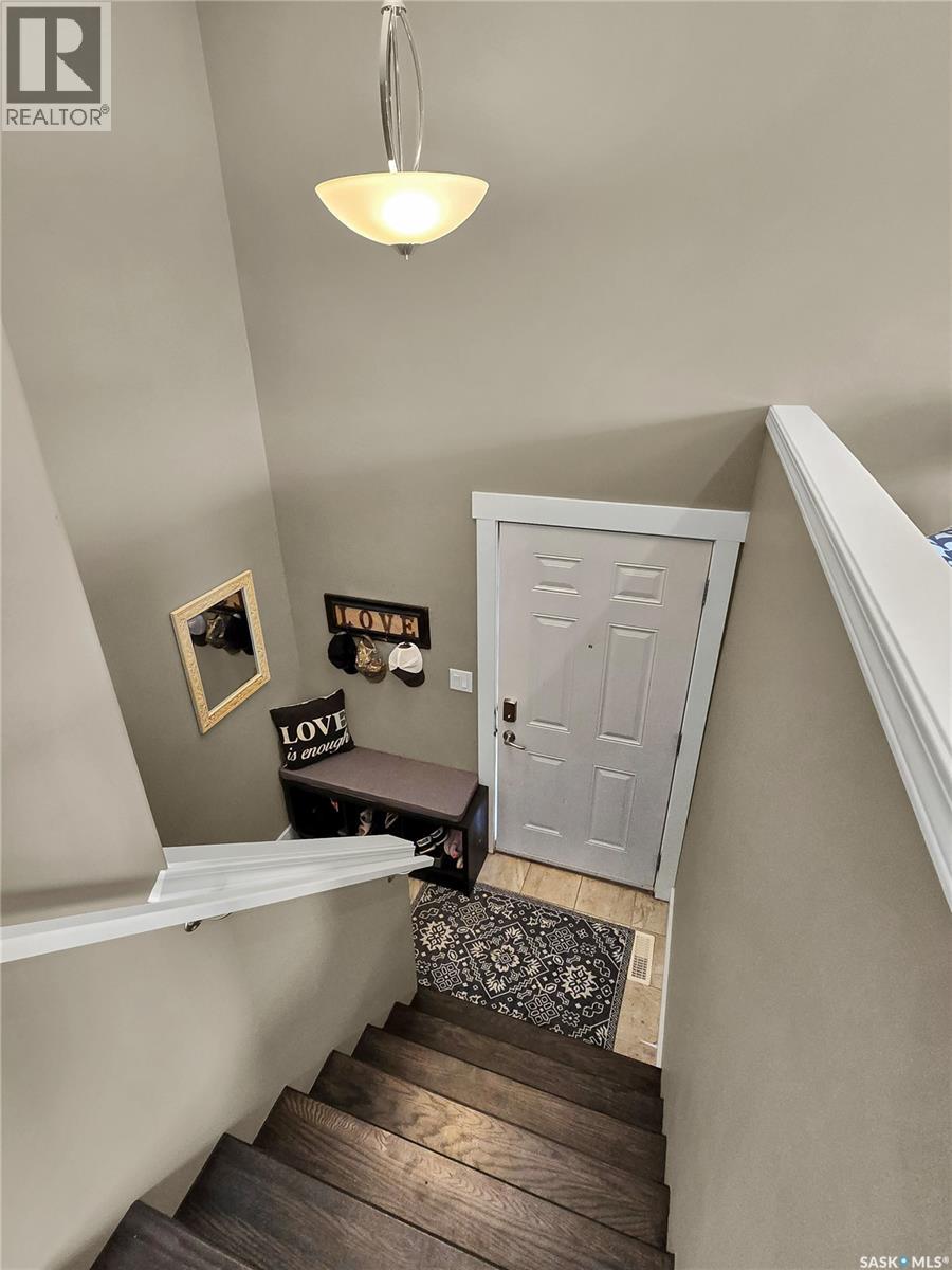 6f 110 Centennial Boulevard, Warman, Saskatchewan  S0K 4S0 - Photo 3 - SK044785