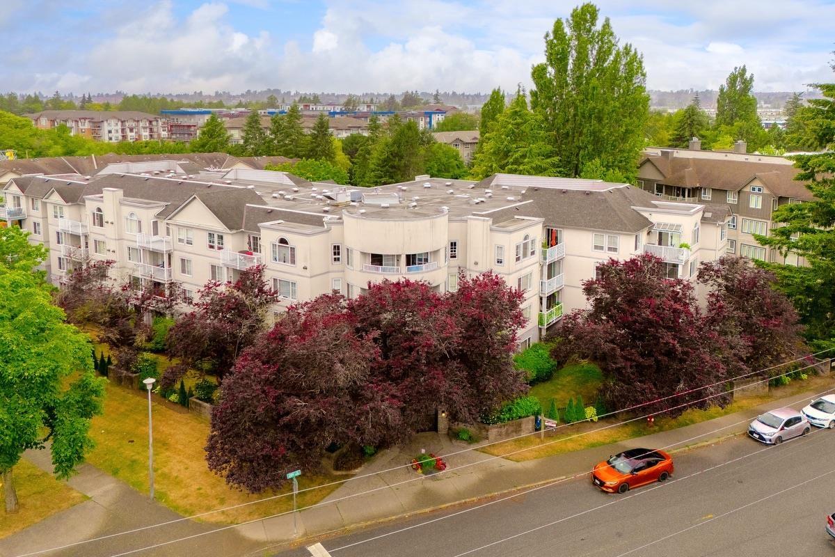 212 5465 201 STREET, Langley, British Columbia
