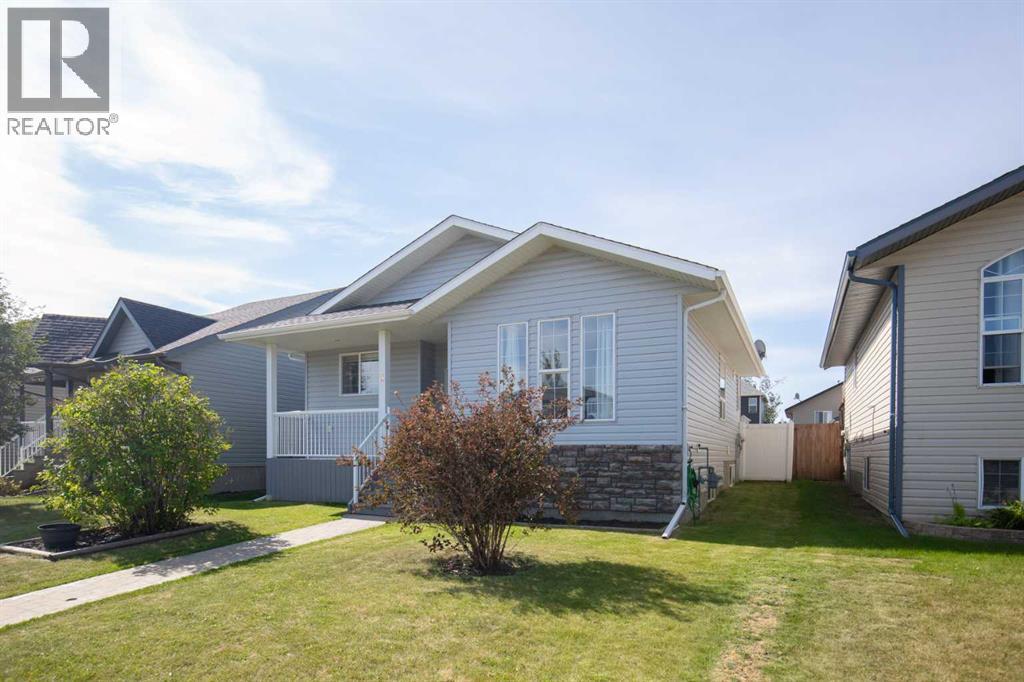 3 Taylor Drive, Lacombe, Alberta  T4L 2N8 - Photo 5 - A2334615