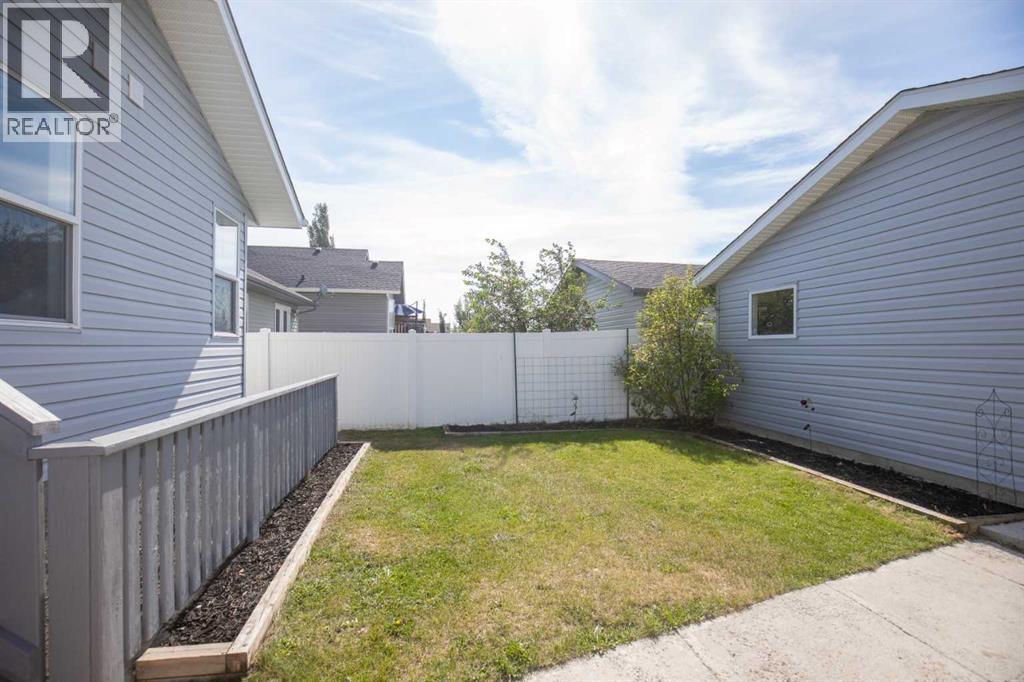 3 Taylor Drive, Lacombe, Alberta  T4L 2N8 - Photo 28 - A2334615