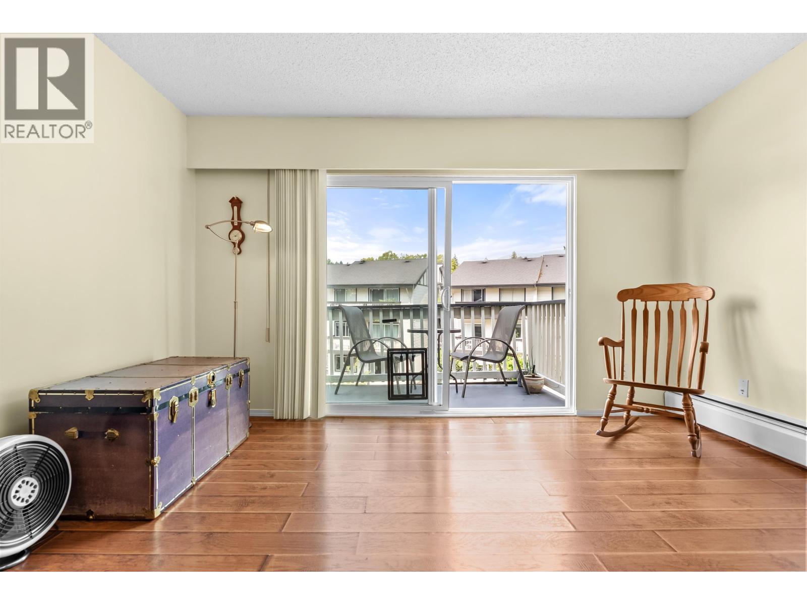 316 780 Premier Street, North Vancouver, British Columbia  V7J 2G8 - Photo 3 - R3153740
