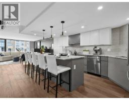907 2201 PINE STREET, Vancouver, British Columbia