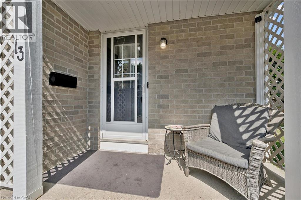 54 Green Valley Drive Unit# 13, Kitchener, Ontario  N2P 1Z9 - Photo 4 - 40851308
