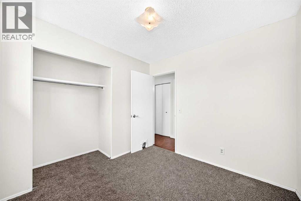 8524 Berwick Road NW, Calgary, Alberta  T3K 1E5 - Photo 13 - A2332978