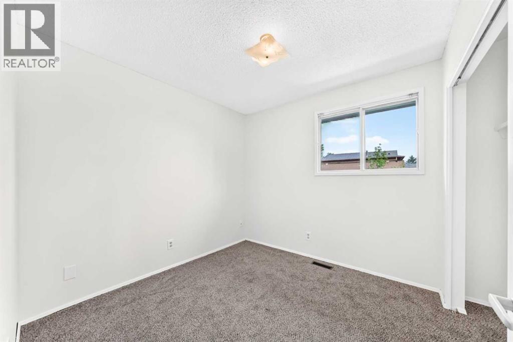 8524 Berwick Road NW, Calgary, Alberta  T3K 1E5 - Photo 14 - A2332978