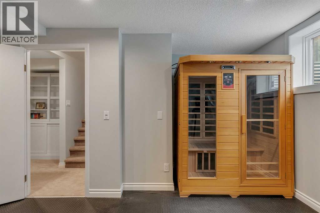 35 Strasbourg Bay SW, Calgary, Alberta  T3H 1Y3 - Photo 32 - A2335128