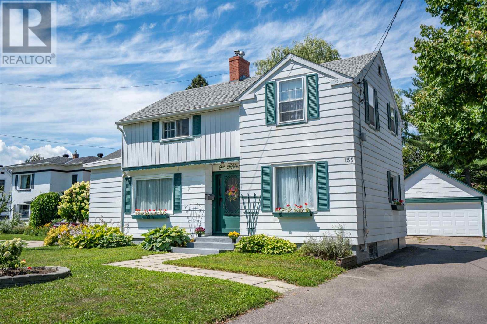 155 Pine St, Sault Ste. Marie, Ontario  P6A 3Y7 - Photo 2 - SM262108
