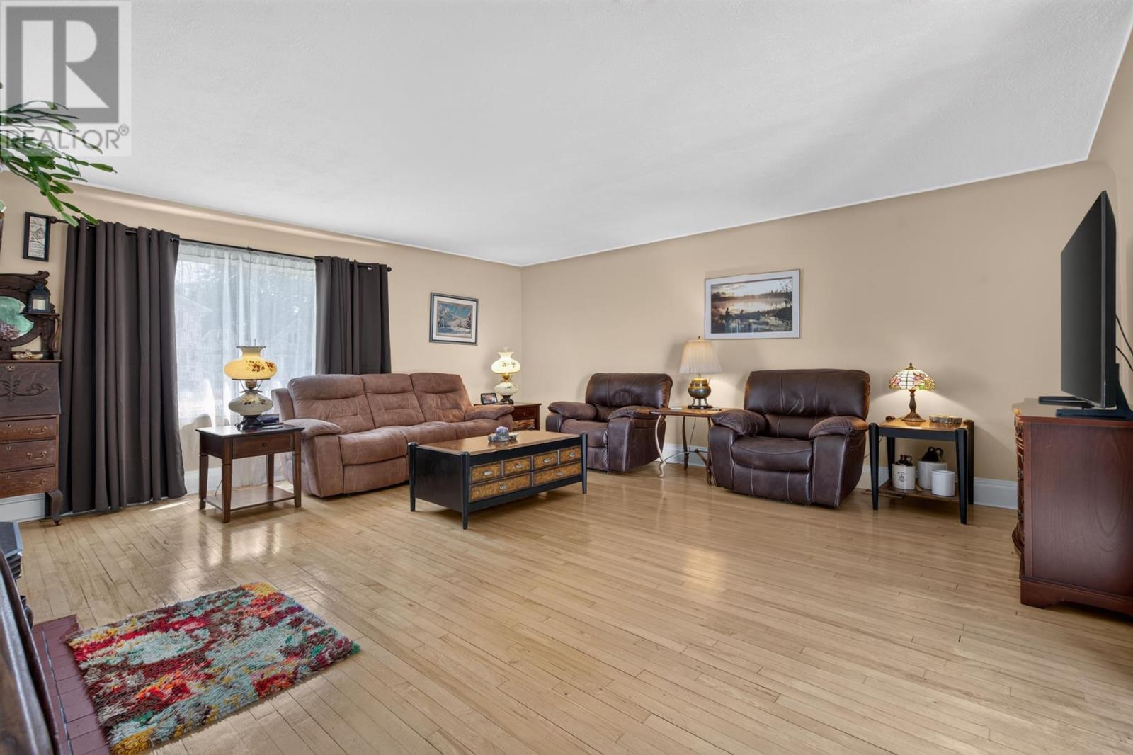 155 Pine St, Sault Ste. Marie, Ontario  P6A 3Y7 - Photo 24 - SM262108