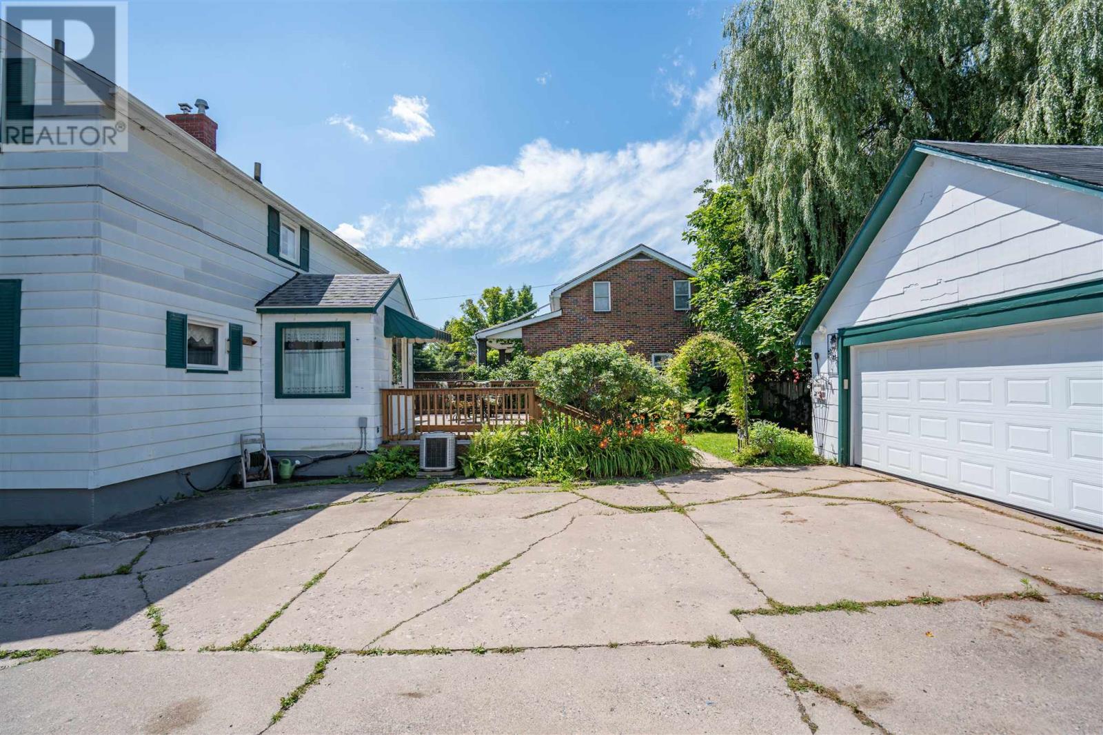155 Pine St, Sault Ste. Marie, Ontario  P6A 3Y7 - Photo 6 - SM262108