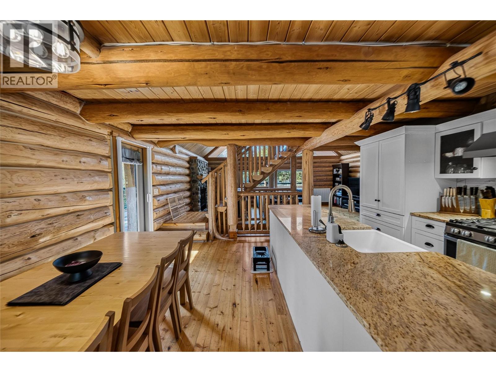 4322 Hilltop Crescent, Cranbrook, British Columbia V1C 6W3 - Photo 8 - 10397093
