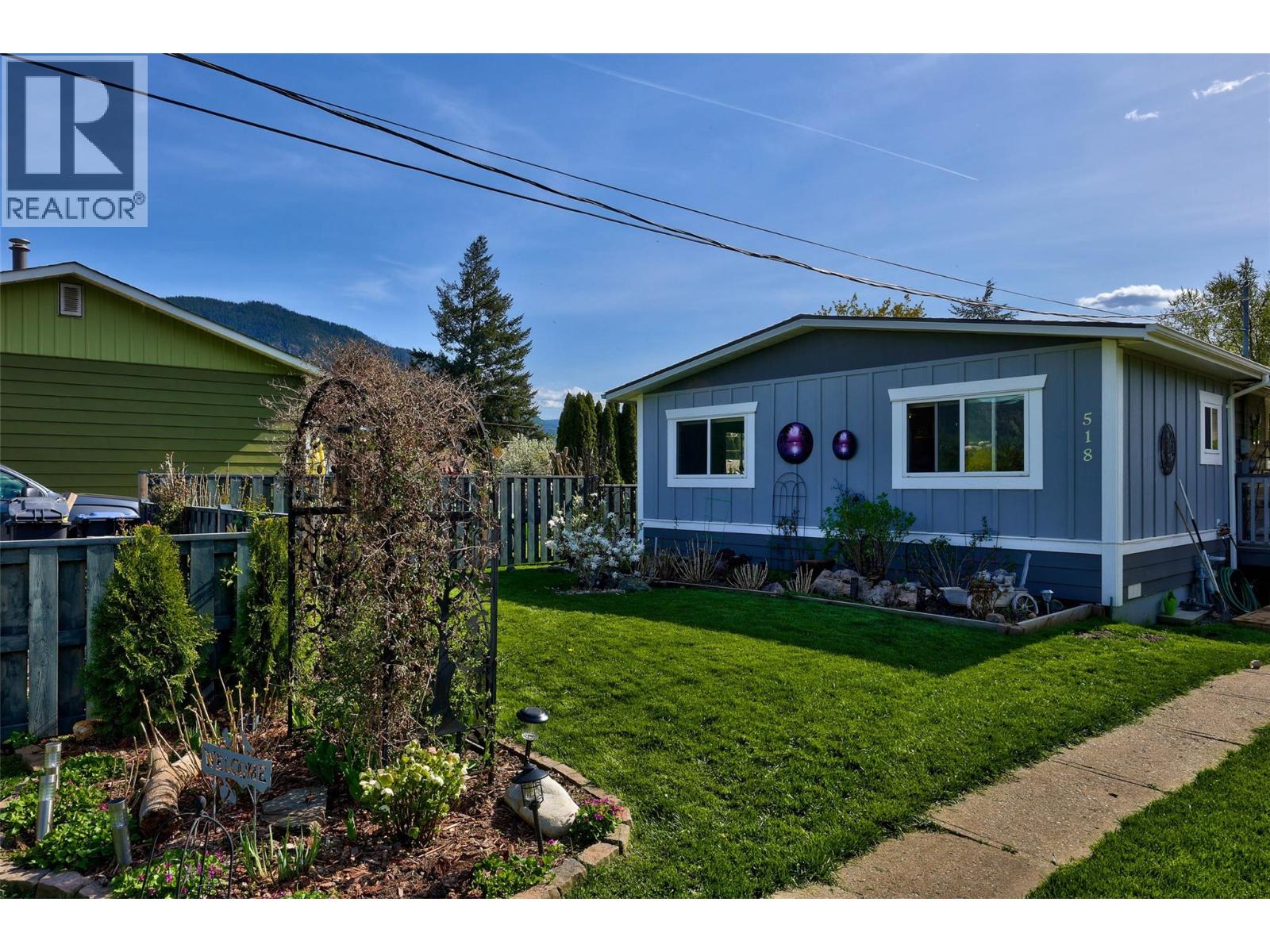 518 PINE Street, Chase, British Columbia