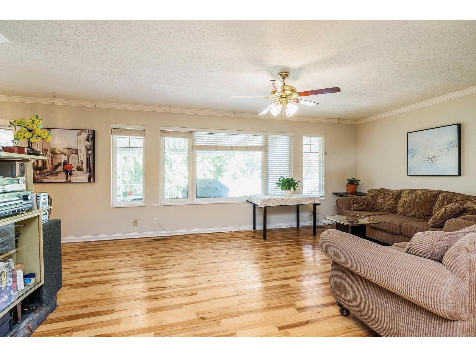 13475 113 Avenue, Surrey, British Columbia  V3R 6S9 - Photo 5 - R3153324