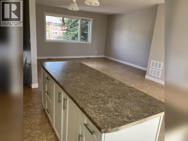 526 Douglass Drive, Faro, Yukon Y1A 1K0 - Photo 5 - 17543