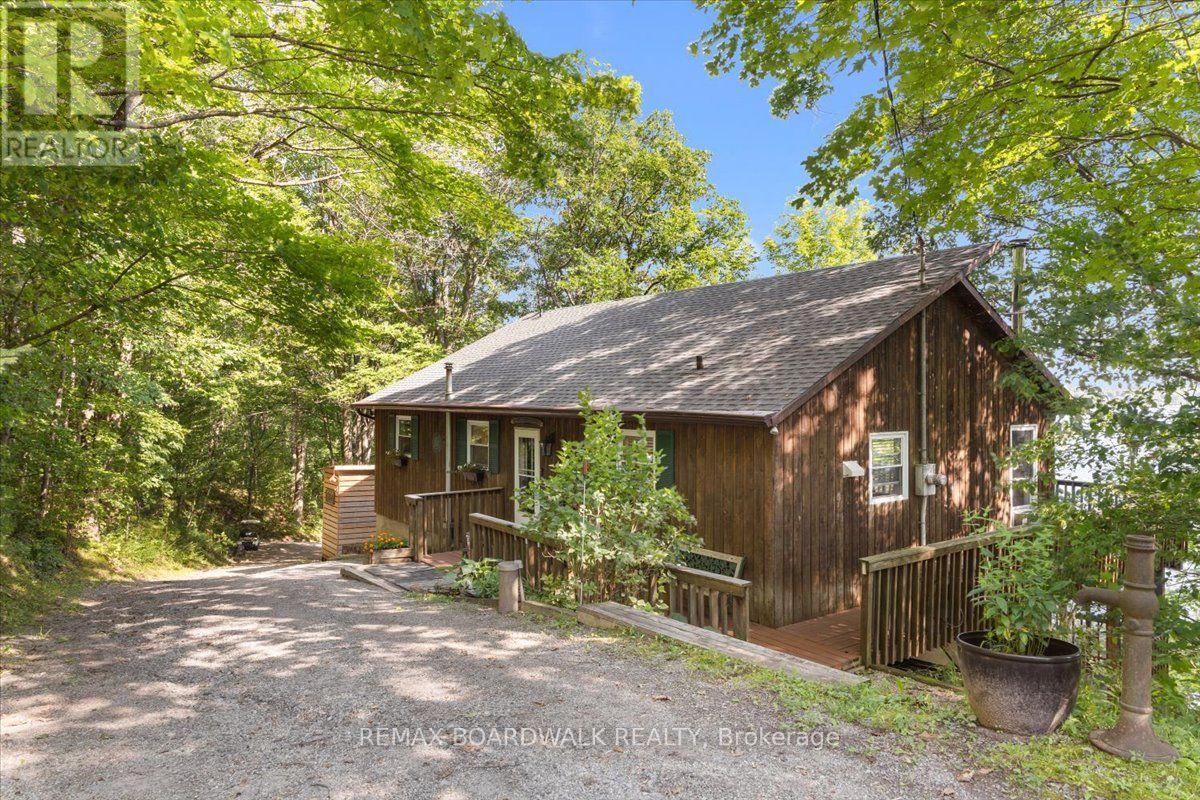 781 NORTH SHORE ROAD, Rideau Lakes, Ontario