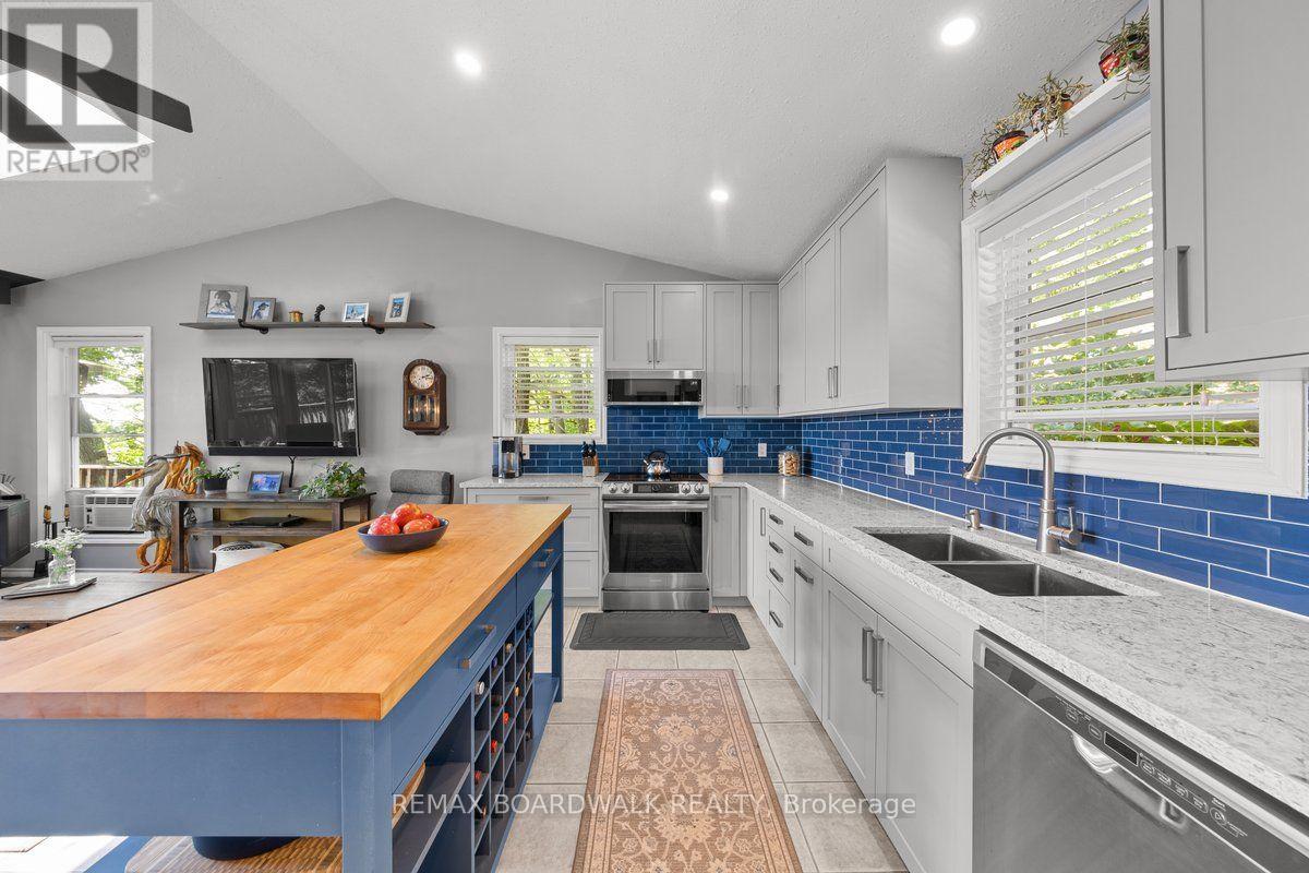 781 North Shore Road, Rideau Lakes, Ontario  K0G 1X0 - Photo 8 - X13652826