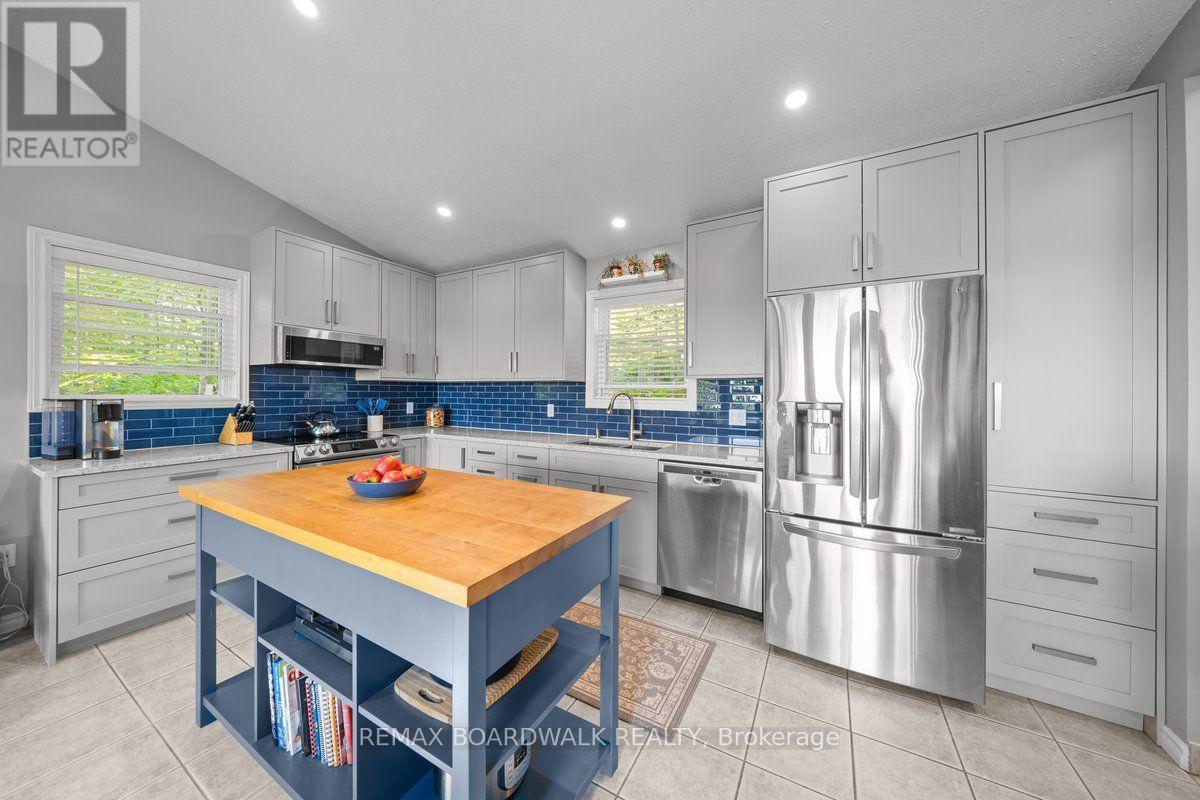 781 North Shore Road, Rideau Lakes, Ontario  K0G 1X0 - Photo 9 - X13652826