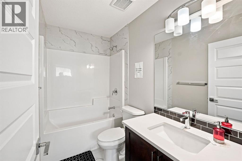 11 Savanna Villas NE, Calgary, Alberta  T3J 2E4 - Photo 35 - A2333709