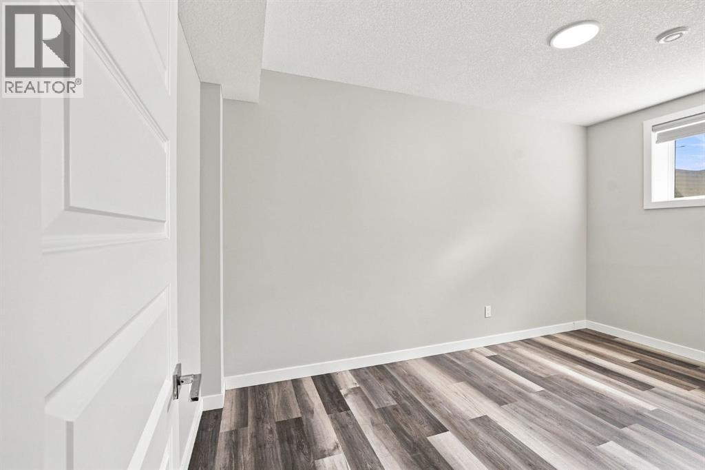 11 Savanna Villas NE, Calgary, Alberta  T3J 2E4 - Photo 37 - A2333709