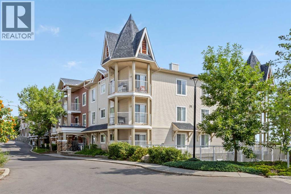 9216, 70 Panamount Drive NW, Calgary, Alberta