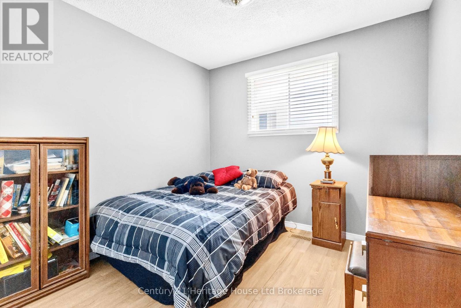 18 Locust Crescent, London South, Ontario  N6E 2K2 - Photo 15 - X13652818