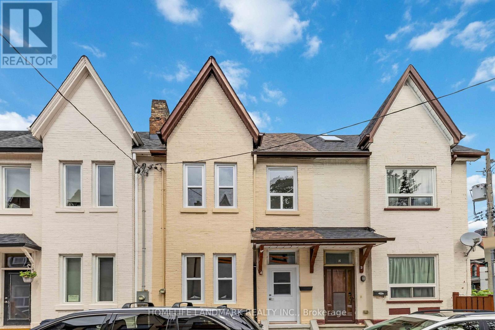 4 ANDREWS AVENUE, Toronto, Ontario