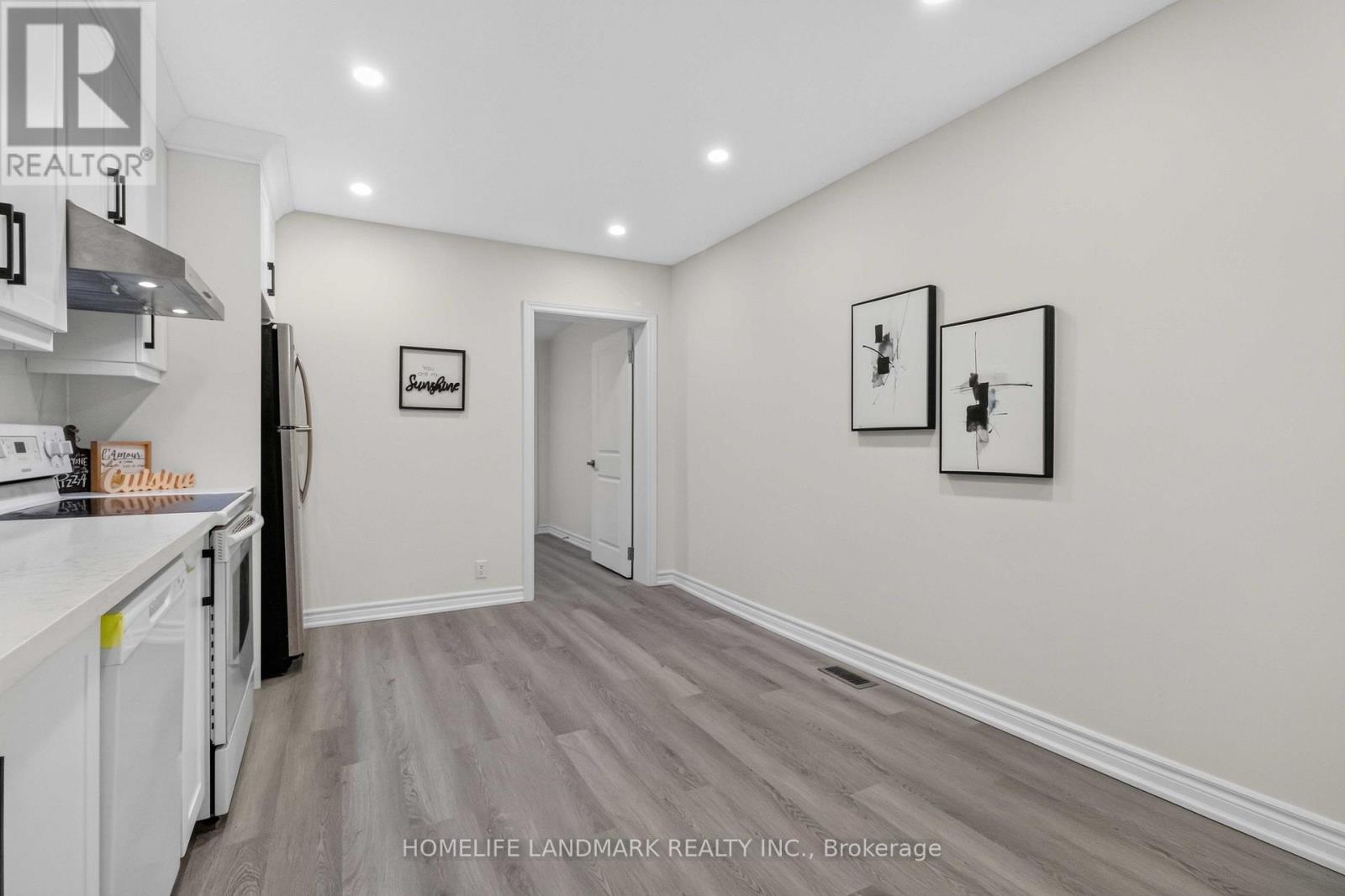 4 Andrews Avenue, Toronto, Ontario  M6J 1S3 - Photo 14 - C13651406