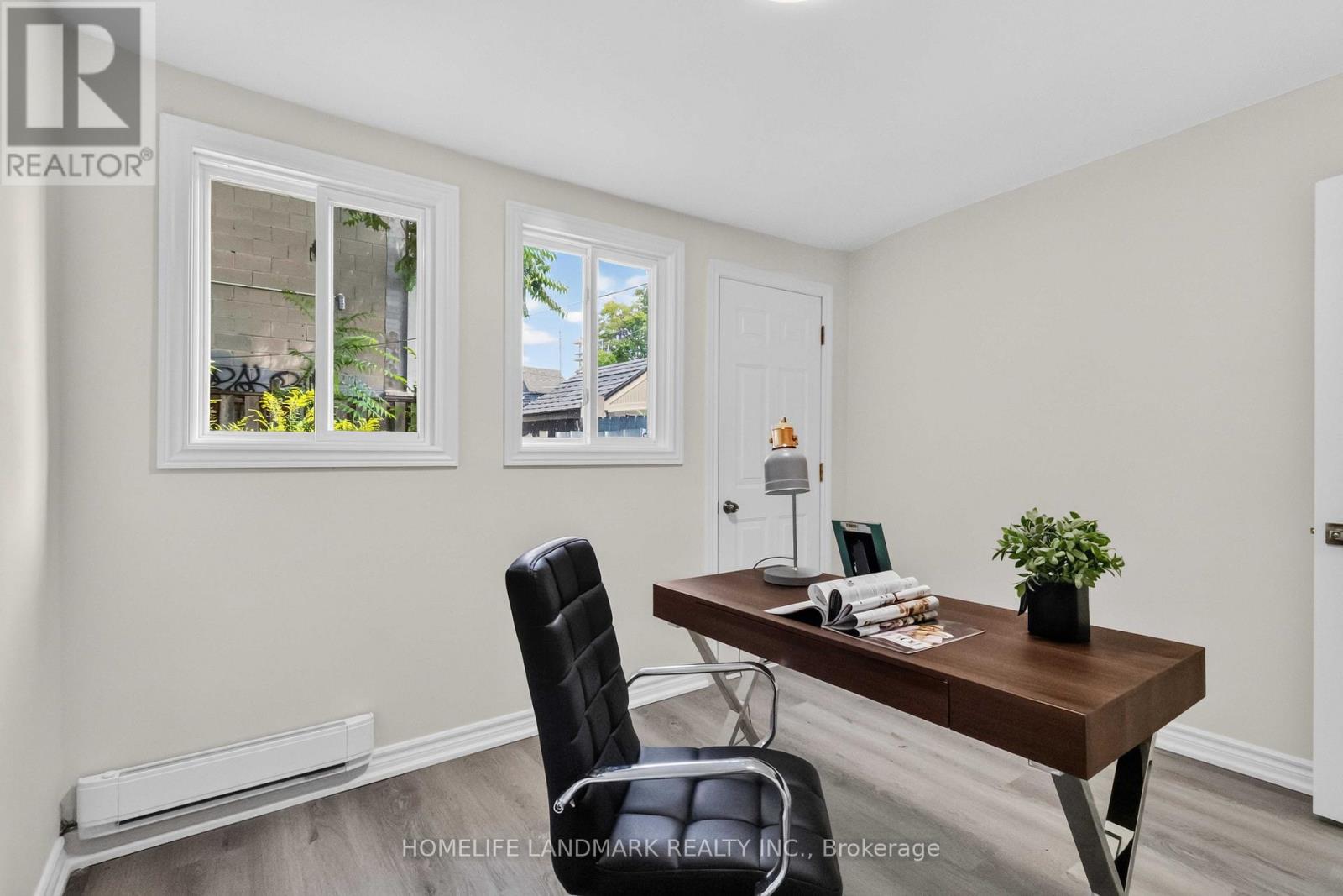 4 Andrews Avenue, Toronto, Ontario  M6J 1S3 - Photo 16 - C13651406