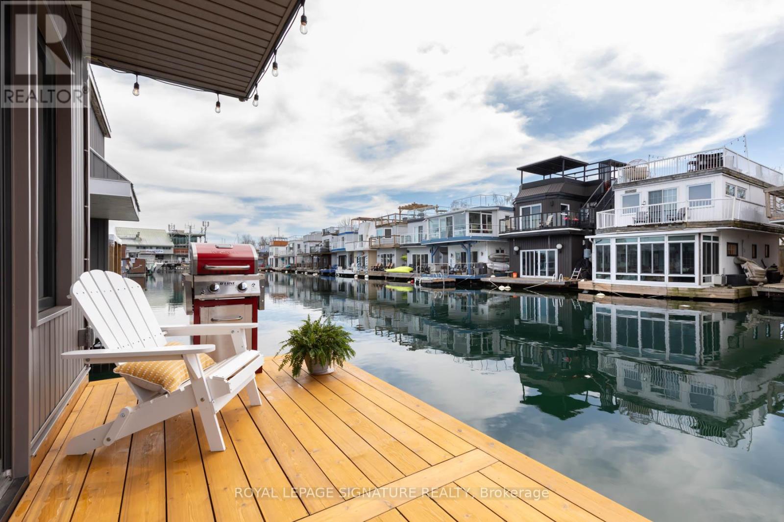 E65 - 7 Brimley Road S, Toronto, Ontario M1M 3W3 - Photo 1 - E13460268