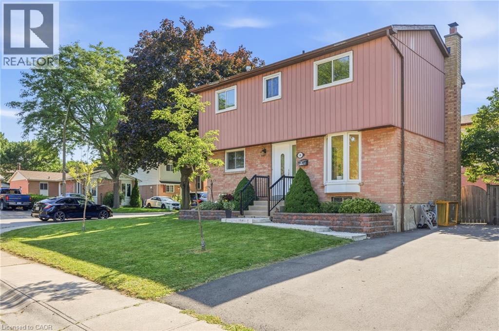 14 Berrisfield Crescent, Hamilton, Ontario  L4T 4X1 - Photo 4 - 40850796