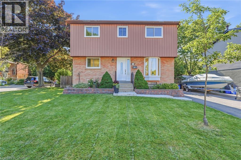 14 Berrisfield Crescent, Hamilton, Ontario  L4T 4X1 - Photo 3 - 40850796