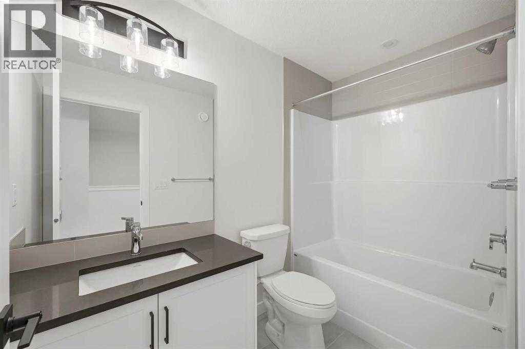 8557 Huxbury Drive, Calgary, Alberta  T2A 4Y1 - Photo 37 - A2318845
