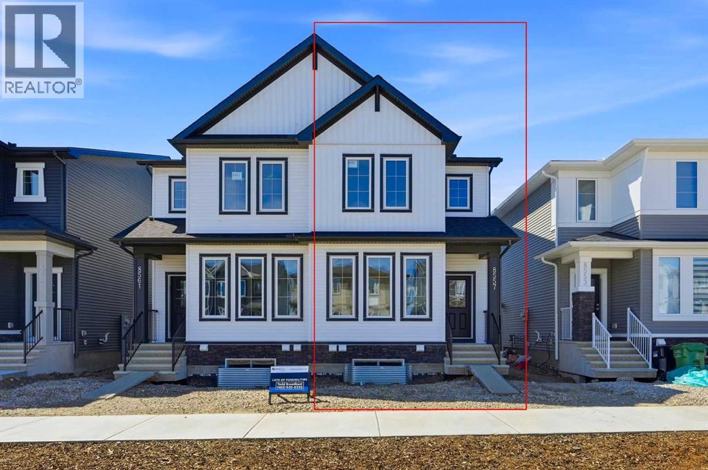 8557 Huxbury Drive, Calgary, Alberta  T2A 4Y1 - Photo 4 - A2318845