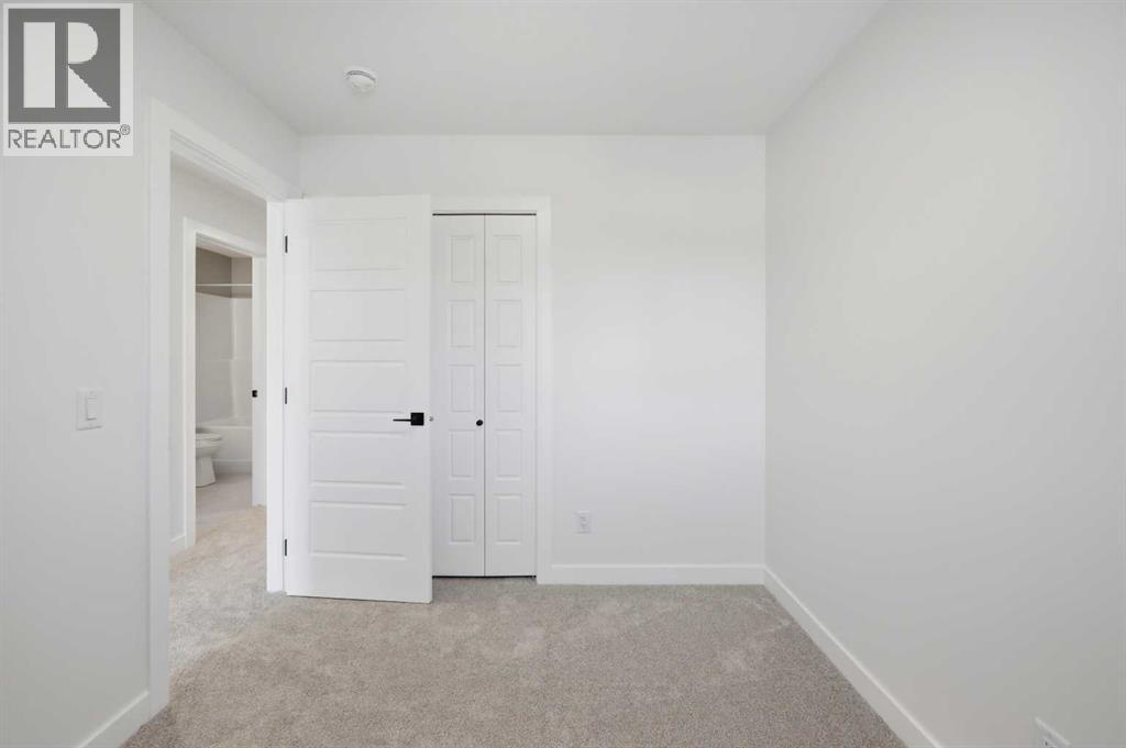 8557 Huxbury Drive, Calgary, Alberta  T2A 4Y1 - Photo 40 - A2318845