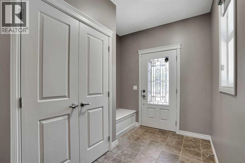 46 Mahogany Passage Se, Calgary, Alberta  T3M 2K5 - Photo 4 - A2328696
