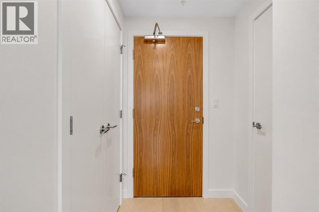 806, 118 Waterfront Court SW, Calgary, Alberta  T2P 1K8 - Photo 9 - A2328873