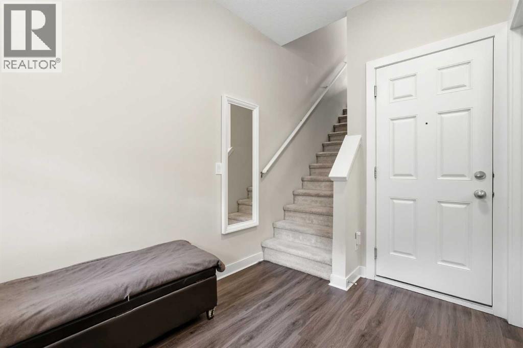 17 Stonehouse Crescent NW, High River, Alberta  T1V 0G3 - Photo 4 - A2330543