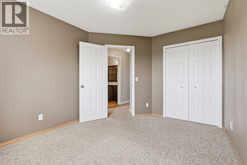 129 Hidden Spring Circle NW, Calgary, Alberta  T3A 5H4 - Photo 19 - A2335524