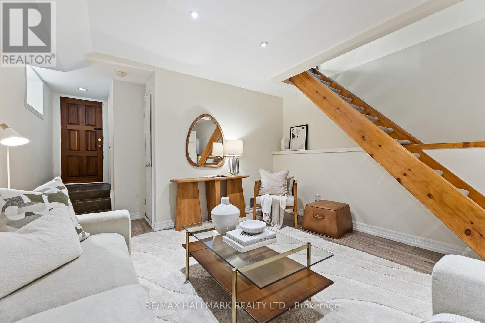 227 Waverley Road, Toronto, Ontario  M4L 3T4 - Photo 35 - E13634662