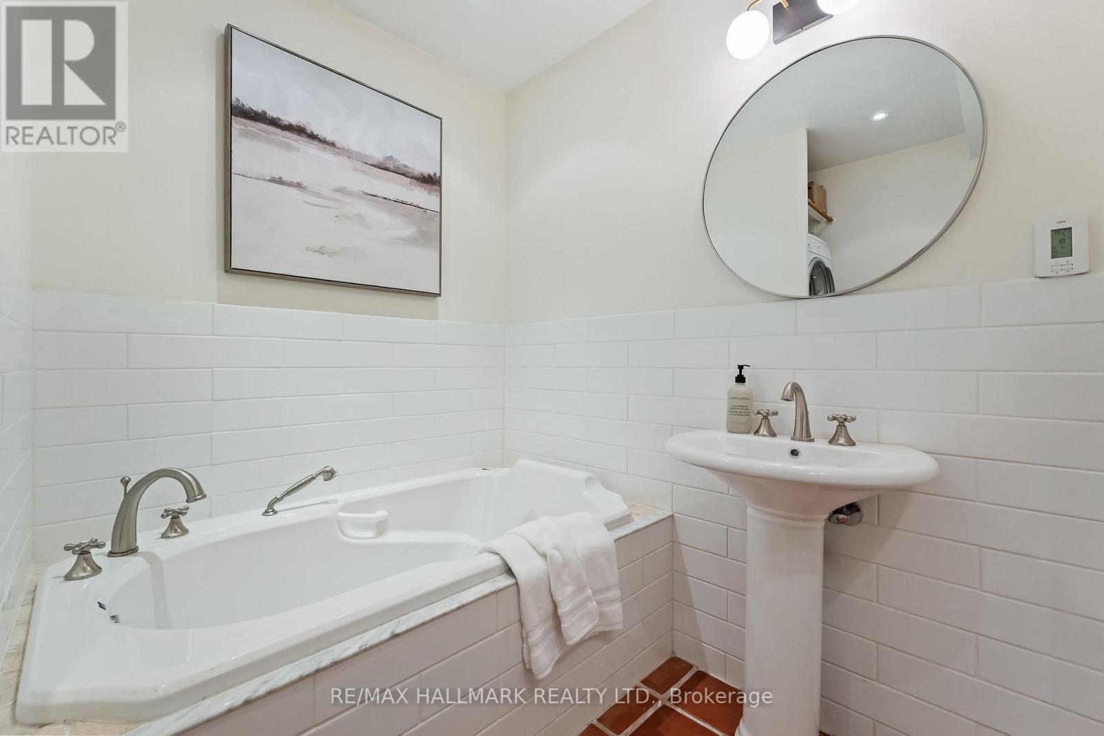227 Waverley Road, Toronto, Ontario  M4L 3T4 - Photo 42 - E13634662