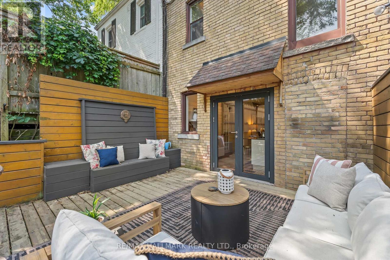 227 Waverley Road, Toronto, Ontario  M4L 3T4 - Photo 43 - E13634662