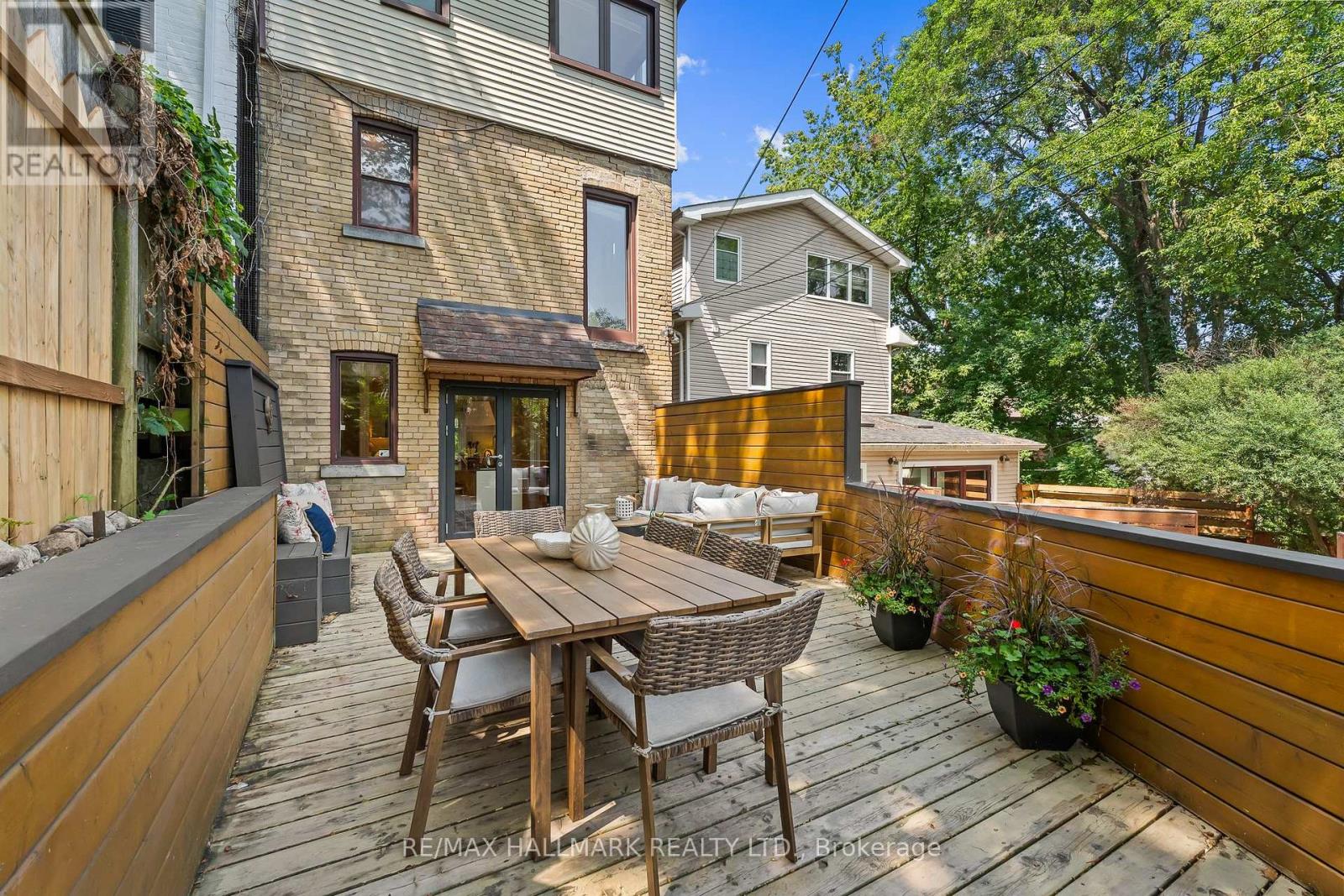 227 Waverley Road, Toronto, Ontario  M4L 3T4 - Photo 45 - E13634662