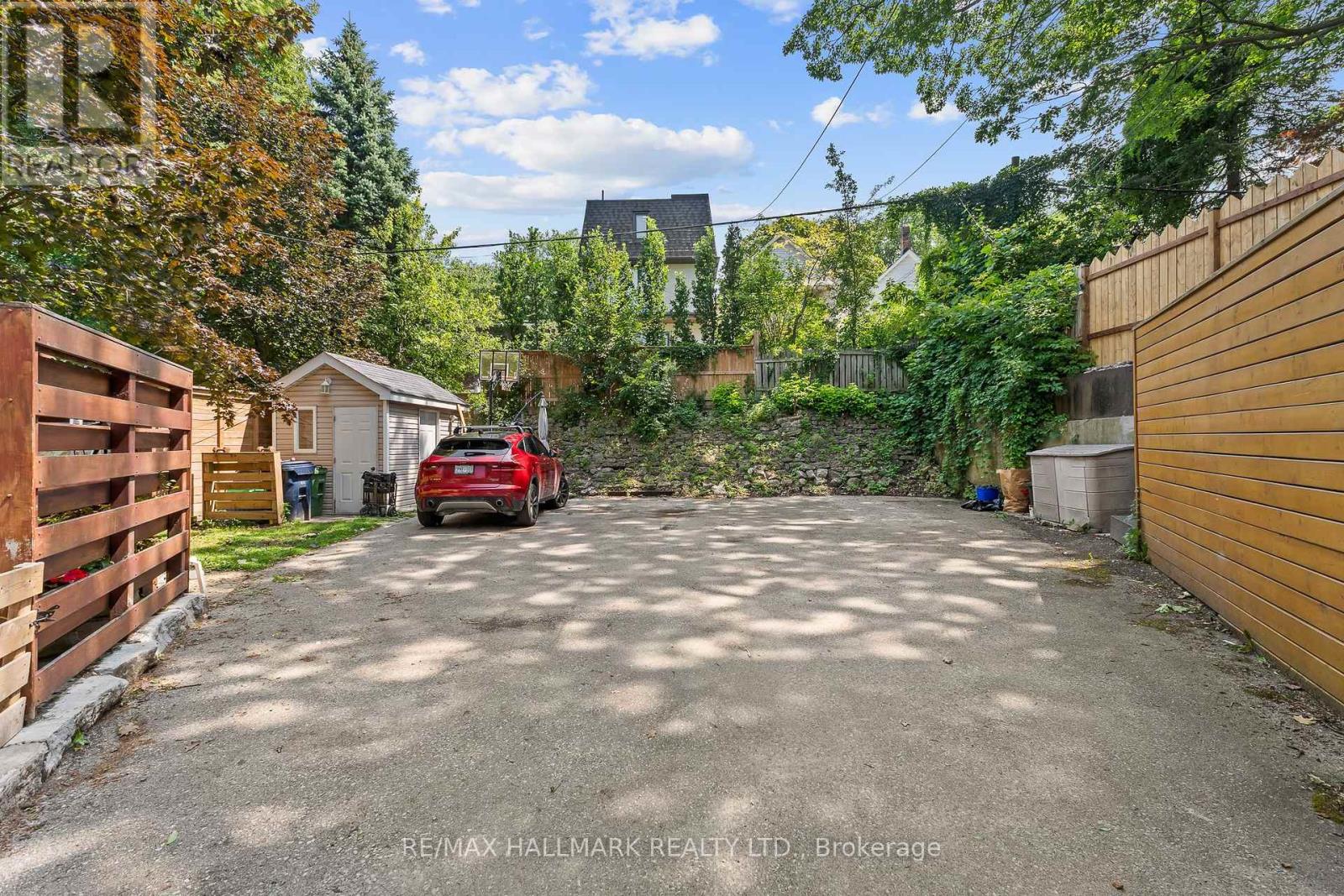227 Waverley Road, Toronto, Ontario  M4L 3T4 - Photo 48 - E13634662