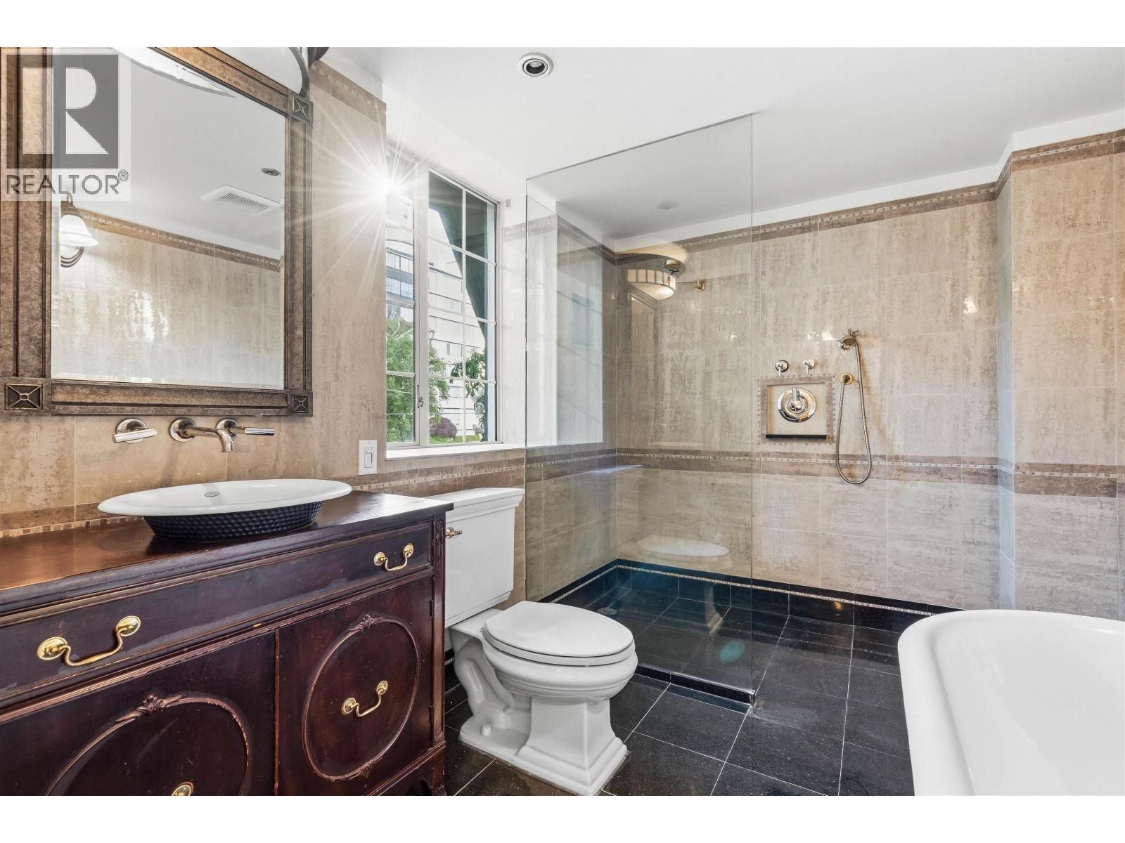 307 1311 Beach Avenue, Vancouver, British Columbia  V6E 1V6 - Photo 32 - R3147071