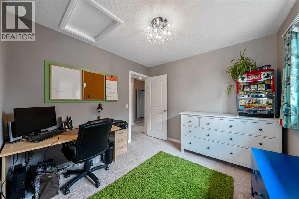 64 Sunrise Terrace, Cochrane, Alberta  T4C 0V3 - Photo 19 - A2325595