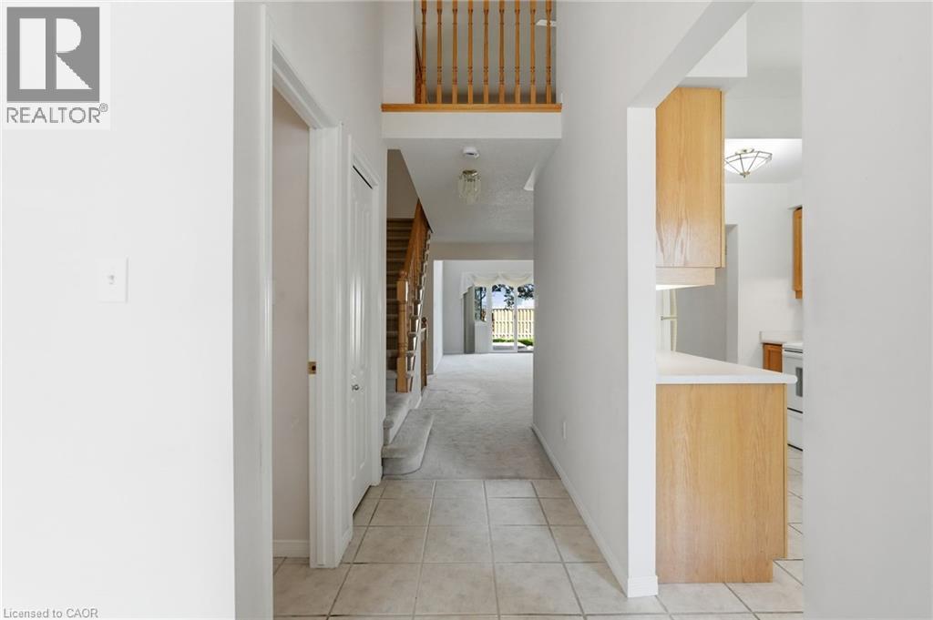 212 Stonehenge Drive Unit# 41, Ancaster, Ontario  L9K 1N4 - Photo 4 - 40850720