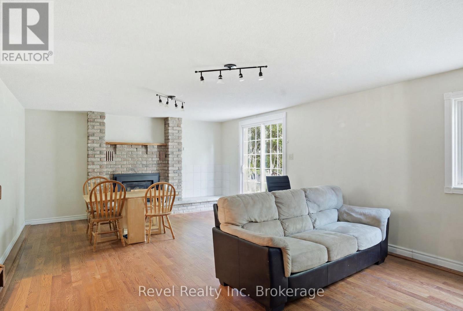 10 Canyon Court, North Bay, Ontario  P1B 9A7 - Photo 6 - X13499642